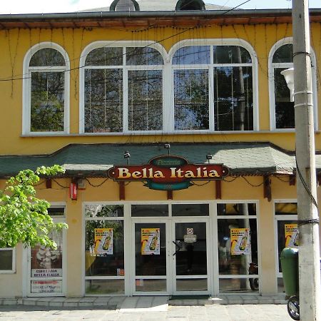 Hostel Bella Italia Braila Exterior photo